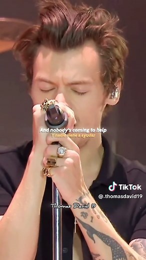 Harry Styles - As It Was #harrystyles #asitwas #asitwasharrystyles #pop #music #lycris #harryshouse #musica #parati #viral #tiktokmusic #britpop #harrystylesfans #harrystylesvids #foryou #fyp #letrasdecanciones #subespañol