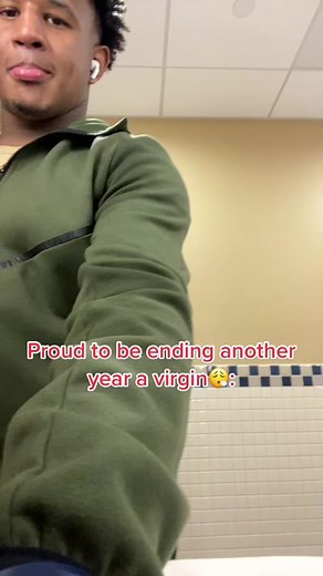 TORYSNOW🦋❄️ (@officialtorysnow)’s videos with original sound - Livewitthree