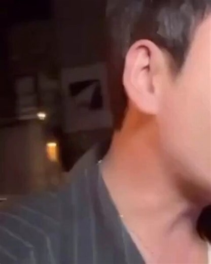 > 연간 별풍선 1억개 받는 100만 유튜버BJ 김인호 일반인에게 욕설 논란공개 방송에서 일반인이 촬영 거부했다고 바로 욕 박아버리는군요..역시 BJ 클라스