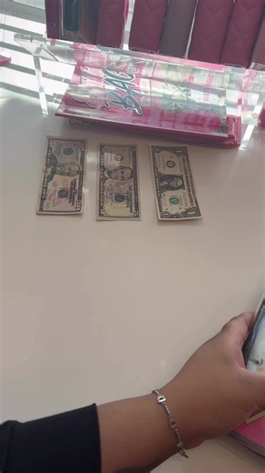 110K views · 2.1K reactions | 100 Envelopes. $5,050. This is one of the most fun ways to save. Everyday (or as you can) choose a number… add the dollar amount of the number to your envelope. Wash. Rinse. Repeat!! | Baddies and Budgets | Facebook