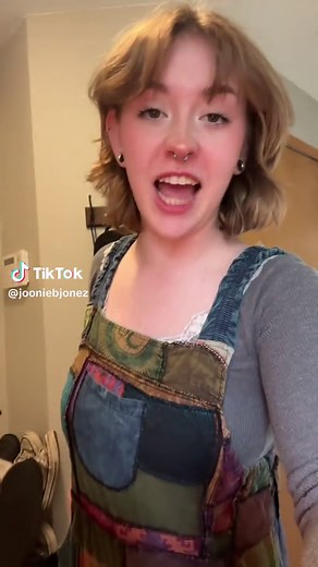 Finding Confidence Without Eyeliner