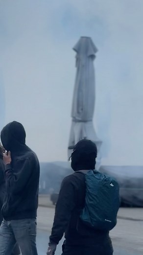 🔴 #Direct - 20h50 💥 Nouvelle dispersion des manifestants par les forces de l’ordre place Sainte-Croix à #Angers en marge d’un rassemblement contre la montée de l’extrême droite en #France. | Angers Info