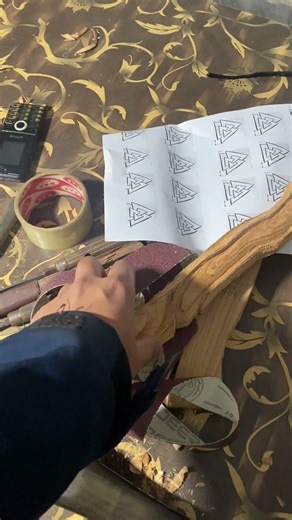 Live Crafting a Custom Axe Handle