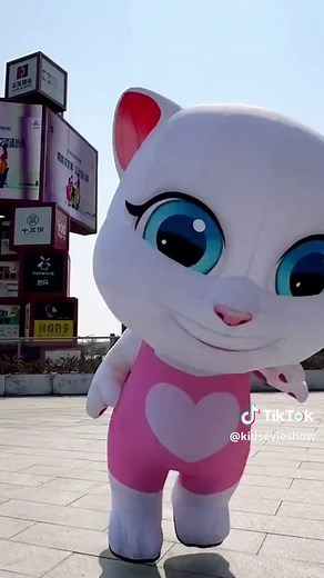 Real talking Tom and Angela Dancing#talkingtom #talkingangela | talking tom