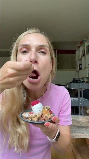 FRÜCHTE CRUMBLE 😋🍎 #shorts