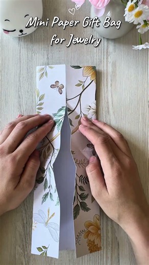 Mini Paper Gift Bag for Jewelry
