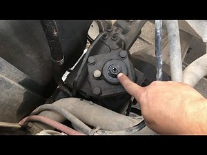 Play in Power Steering SOLVED. Land Rover Defender Power Steering Box Adjustment.