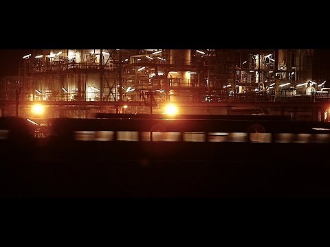 LA CASA DE LAS MUÑECAS/pelicula completa/AUDIO ESPAÑOL