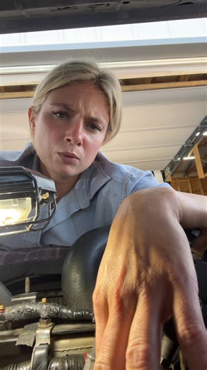 Attempting to tackle changing the IPR on my powerstroke. 🫠🫠 | Rust Ridge Ranch L.L.C