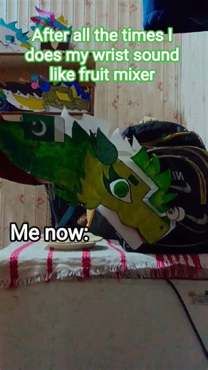 Hand cramps#cramps#hands#paperart#paperdragon#dragon#puppet#paperart#crafts#fyp#trend#foryou#artsy