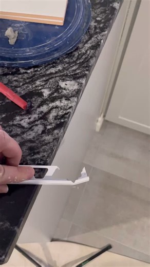 David Desjardins on Instagram: "I did a backsplash and this outside corner was exposed on the top between the shelf and the cabinet. I cut and bent the tile edging to mitre the corner since that small piece would be difficult to cut and even more difficult to fasten. I bent it over sized and cut it to length after wards, I find it easier to do this than try and get the exact dimension with the bend. I’ve bent before and had it be too small afterwards. Can you think of a better way to cap that sm