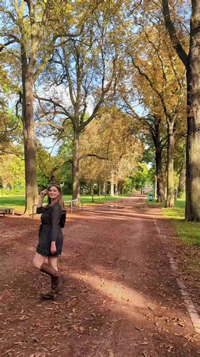 Lorène (@lorenelaplusbelle)’s videos with original sound - Spotify_lyrics