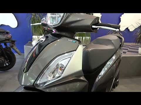 The 2021 SYM Symphony ST 200cc scooter walkaround