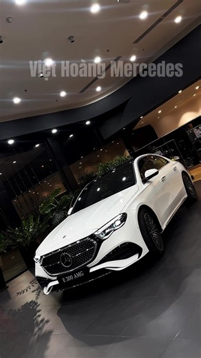 Anh tới Hôn Lễ của Em bằng E 300 AMG thì em nghĩ sao 🤔 #viethoangmercedes #mercedesbenz #mercedes #e300 #e300amg