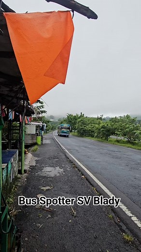 3.6K views · 94 reactions | Y somos Bus Spotter SV la afición que nos une hacia los buses continuamos con esta belleza que pertenece a la zona Oriental del país Blue Bird All American D3 FE Esta unidad pertenece a la ruta 388 que hace su recorrido de Platanar a Moncagua hasta San Miguel y se desconoce su empresa a la que presta servicios #Blady | Bus Spotter SV | Facebook