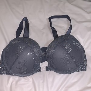 Gorgeous gray bra with glitter accent