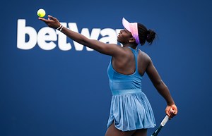 Mboko, 18, upsets Osorio for first WTA win; improves to 28-1 in 2025