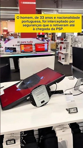 Homem destrói TVs e computadores à martelada no NorteShopping 🇵🇹