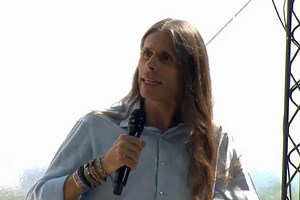 Les moments forts de l’intervention d’Aurélien Barrau devant le Medef