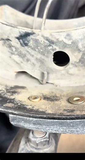 “Automatic Rivet Nut Insertion Machine 🔩”“Perfect Metal Riveting Process Step-by-Step” #works