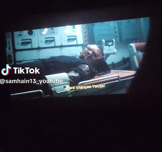 Dek Predator escapes Predator Badlands #predator #badlands #yautja #predator2025 #alienvspredator #predators #aliensvspredator #predatorbadlands #predatorhuntinggrounds #predator2