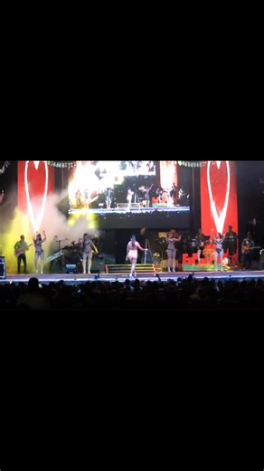 BETINA ALVAN recuerdos del 22 aniversario de explosión 💥💣 #explosiondeiquitos #orgulloamazonico