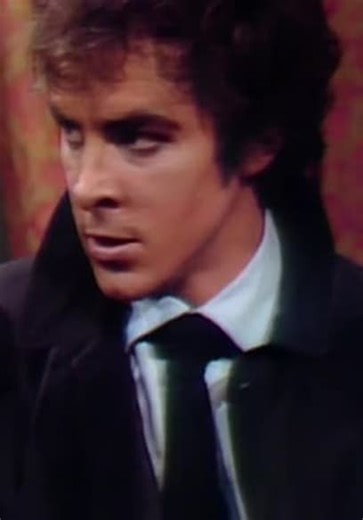 Dark Shadows S21:E30 - Episode 1051