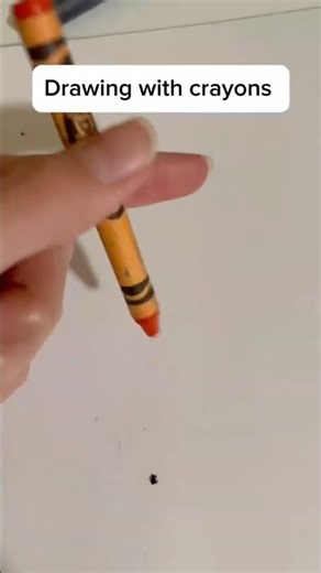 I TRIED drawing with CRAYONS!! 😱
