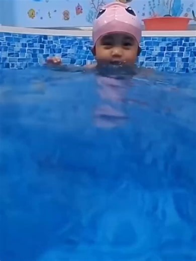 Baby learn to swim and dance in the water #baby #babyswimming #swimming #swimlessons #babyfloat #safety #poolsafety #followformorevideo #follow #follo