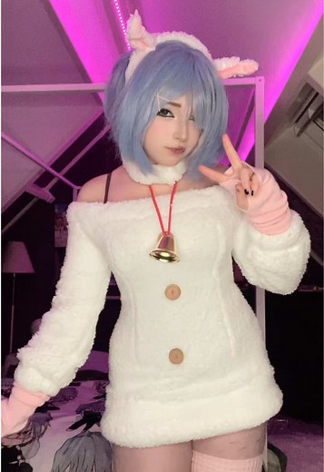 Incredible Rem Cosplay Transformation 💙