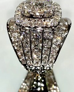 70K views · 581 reactions |  BIG NEWS!  Joshiny Jewelry is here to empower you! Buy 2, get 60% off the second piece (code: 60JYS) Buy 3, get the third one FREE (code: 100JYS) Spend $400+, save $120! Shop now and unlock your strength! | Joshiny | Facebook