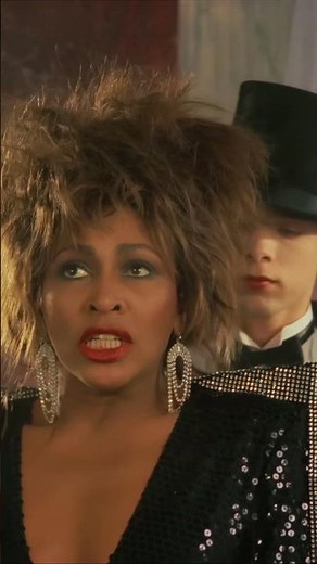 Tina Turner sings her passionate song Private Dancer in 1984 pt2