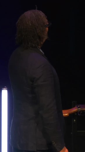 3.4K views · 14 reactions |  Did gangsters carry guns in violin cases? David Olusoga explores the fascinating mystery behind the myth, and looks at how Hollywood attempted to change the public perception of the weapon known as the ‘Chicago typewriter’. If you’d like to discover more about the unusual stories behind of the most prominent weapons in history, don’t miss @olusoga live on tour with ‘A Gun Through Time’. ️ fane.co.uk/david-olusoga | Fane | Facebook