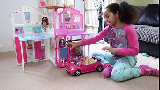 Bad Baby VS Crybaby Real Food Fight Messy Babies -Mommy Freaks Out In Supermarket