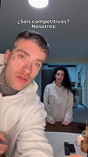 Arnau Mestre on Instagram: "La RAE después de ver el video: 👁️👄👁️ #humor #parati #pareja #viral #trend"