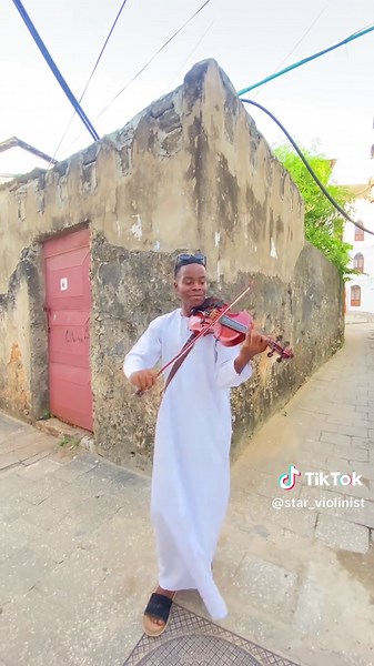 KAMA TUKO BONGO REMIX - Violin Performance by Mbosso