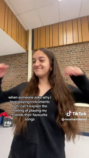 ignore how focused i am and the fact that there was no bench hello (thank you @Charlotte for this silly video) #piano #fyp #sufjanstevens #pianotok #futiledevices