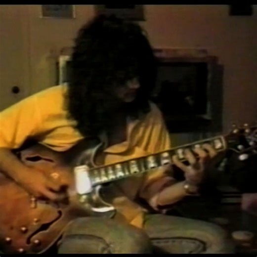 Shred Music Tv on Instagram: "Jason Becker - J.S. Bach (1987) #guitar #jasonbecker #jsbach #classical"