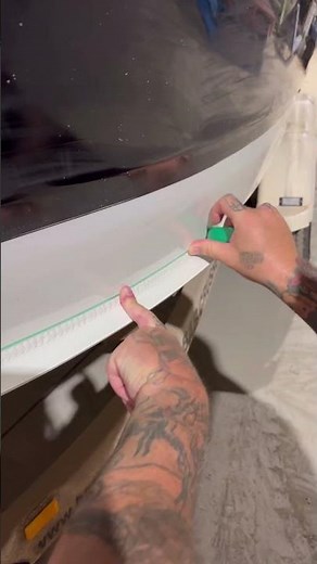 Boat Wrap Installation Step 2 - Application of Knifeless Tape