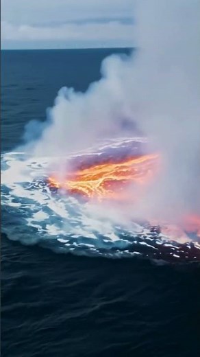 Lava Swirl Emerges in Deep Ocean! Mesmerizing Underwater Phenomenon! #lava #Phenomenon #scaryocean