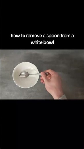 How to Remove a Spoon from a White Bowl (Step-by-Step) 🥄🥣#LifeHacks #Tutorial #KitchenHacks #Spoon