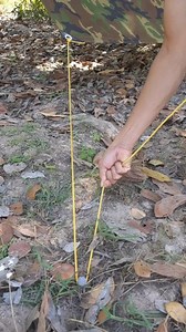 The most effective rope tension hitch for camping tips. #truckerhitches #woodbundlehitch #ropeladderknot #stringlinehitch #lashingknot #coilropeknot #endropeconnection #slippedhitch #knotdiy #ropetip | Millie