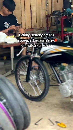 Senangnya Belanja Sparepart Motor