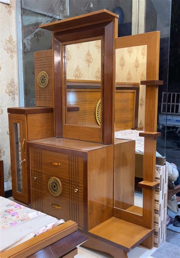 Stunning Wedding Bedroom Furniture Set Designs in Karachi