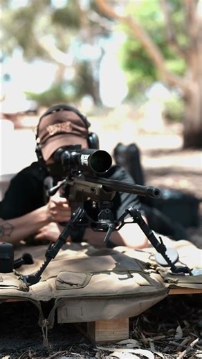 Long-Range Precision: Shooting the Knife’s Edge at 200 Meters #sinper #hunting #army #trg #military