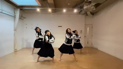 ここのリズムめっちゃ好き！みんなはAGの曲の中で何が好き？#新しい学校のリーダーズ #AG #atarasiigakkou #mizyu #suzuka #rin #kanon