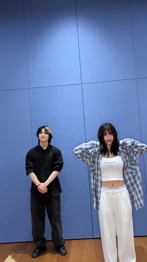 Chk Chk Boom Challenge with I.N. and Momo from TWICE