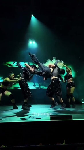 KATSEYE Yoonchae solo dance live @ The Wildworld Tour in Dublin 💖 pt. 2