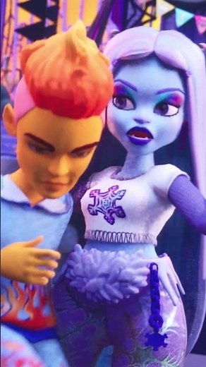 ¿¡La batalla de las bandas regresó?! 🎸⚡ | Monster High: La batalla de las bandas olvidada #shorts