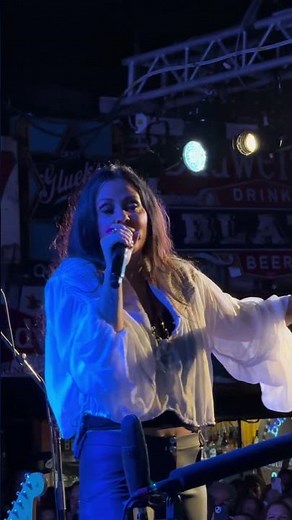 October 16, 2025 - Sara Evans - Rocks the Stage!